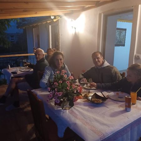 Guest House Hasko Gjirokastra Kültér fotó
