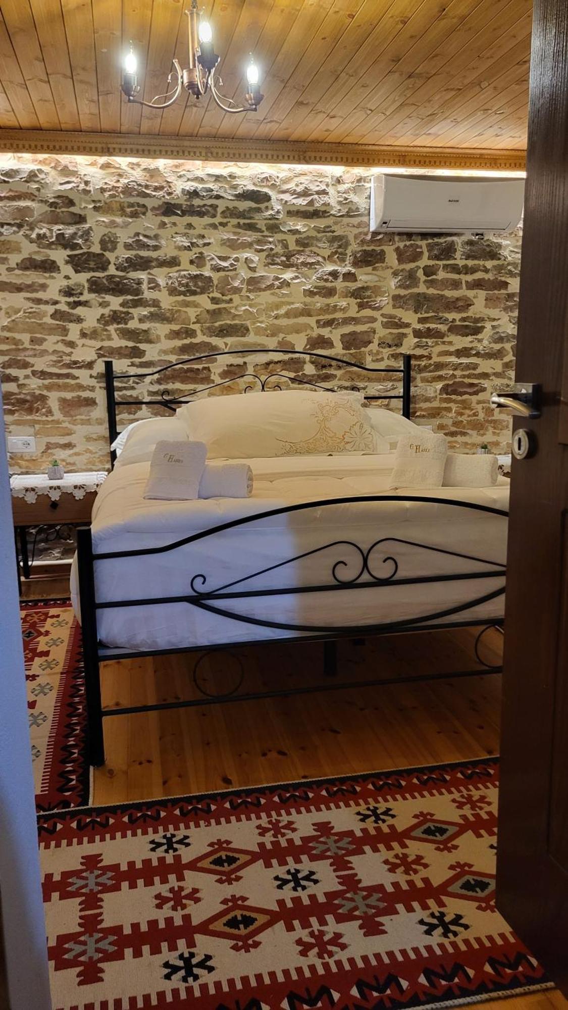 Guest House Hasko Gjirokastra Kültér fotó
