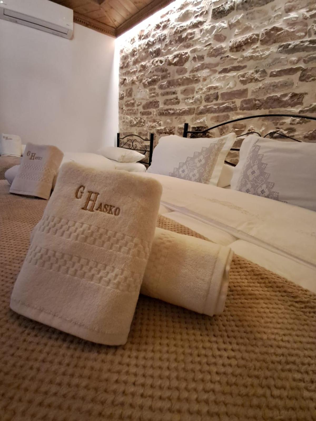 Guest House Hasko Gjirokastra Kültér fotó