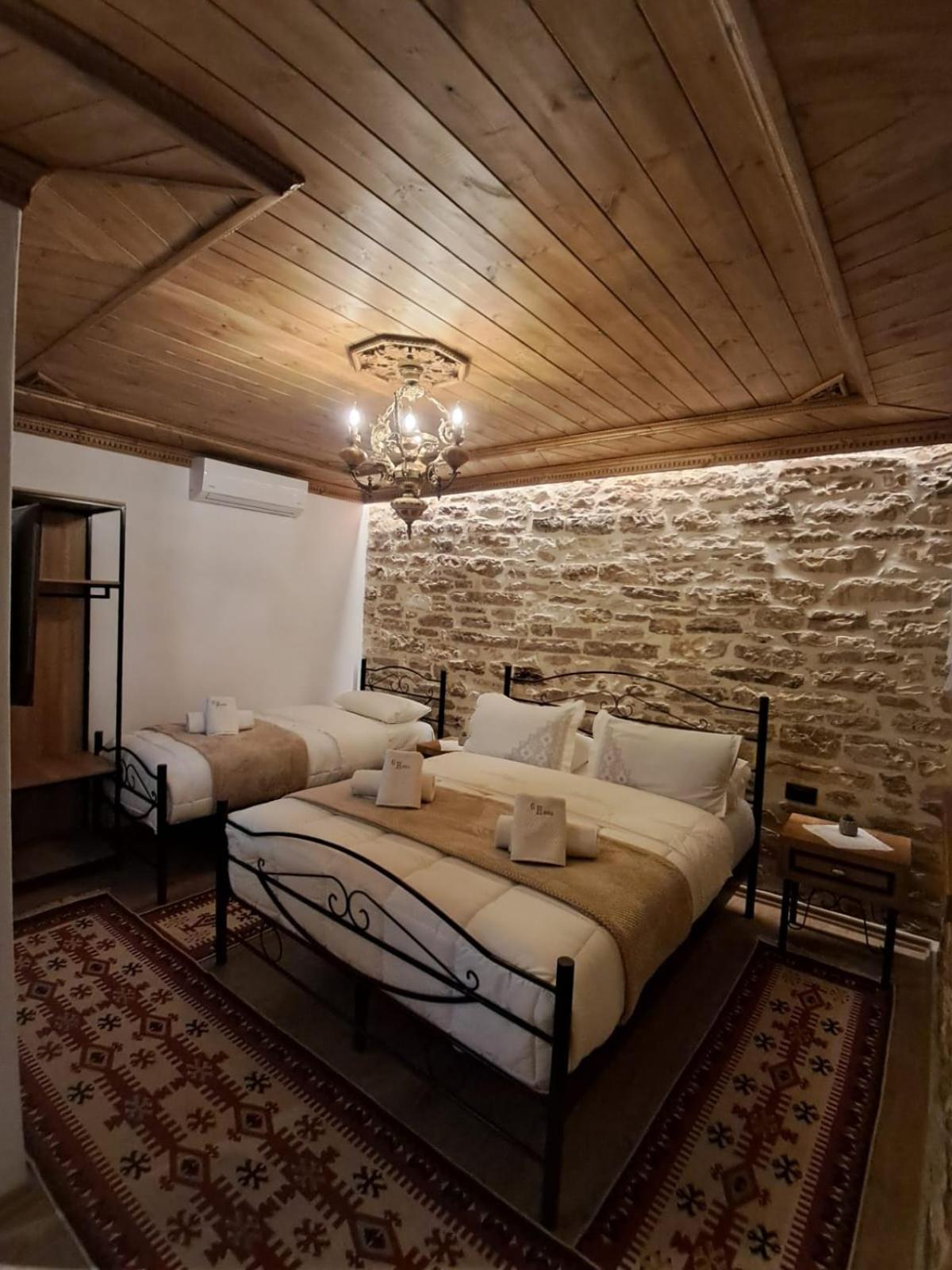Guest House Hasko Gjirokastra Kültér fotó